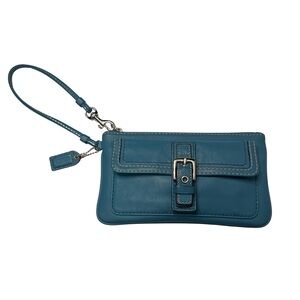 SOLD ⛔️ Vintage Coach Leather Blue Teal Wristlet